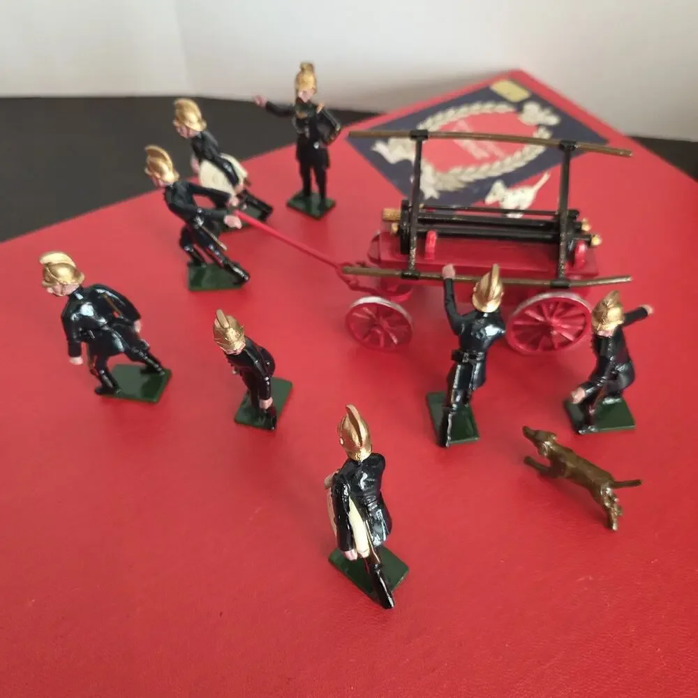 Tradition of London VS1A The Volunteer Fire Brigade Limited Edition Set No 119